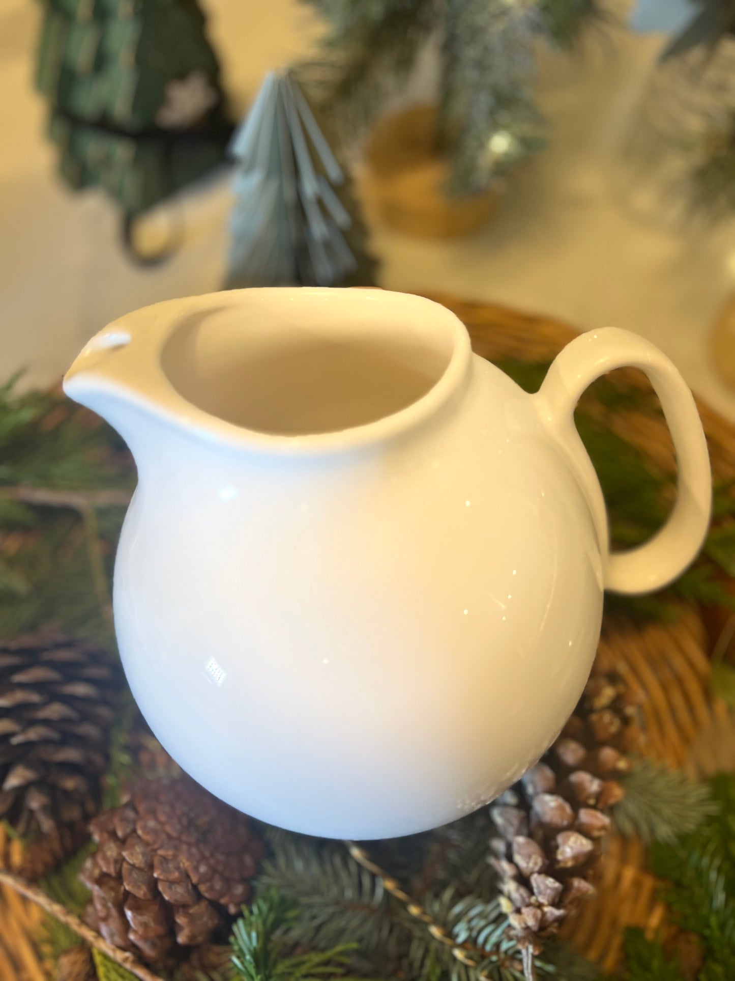 ceramic leaning ball pitcher