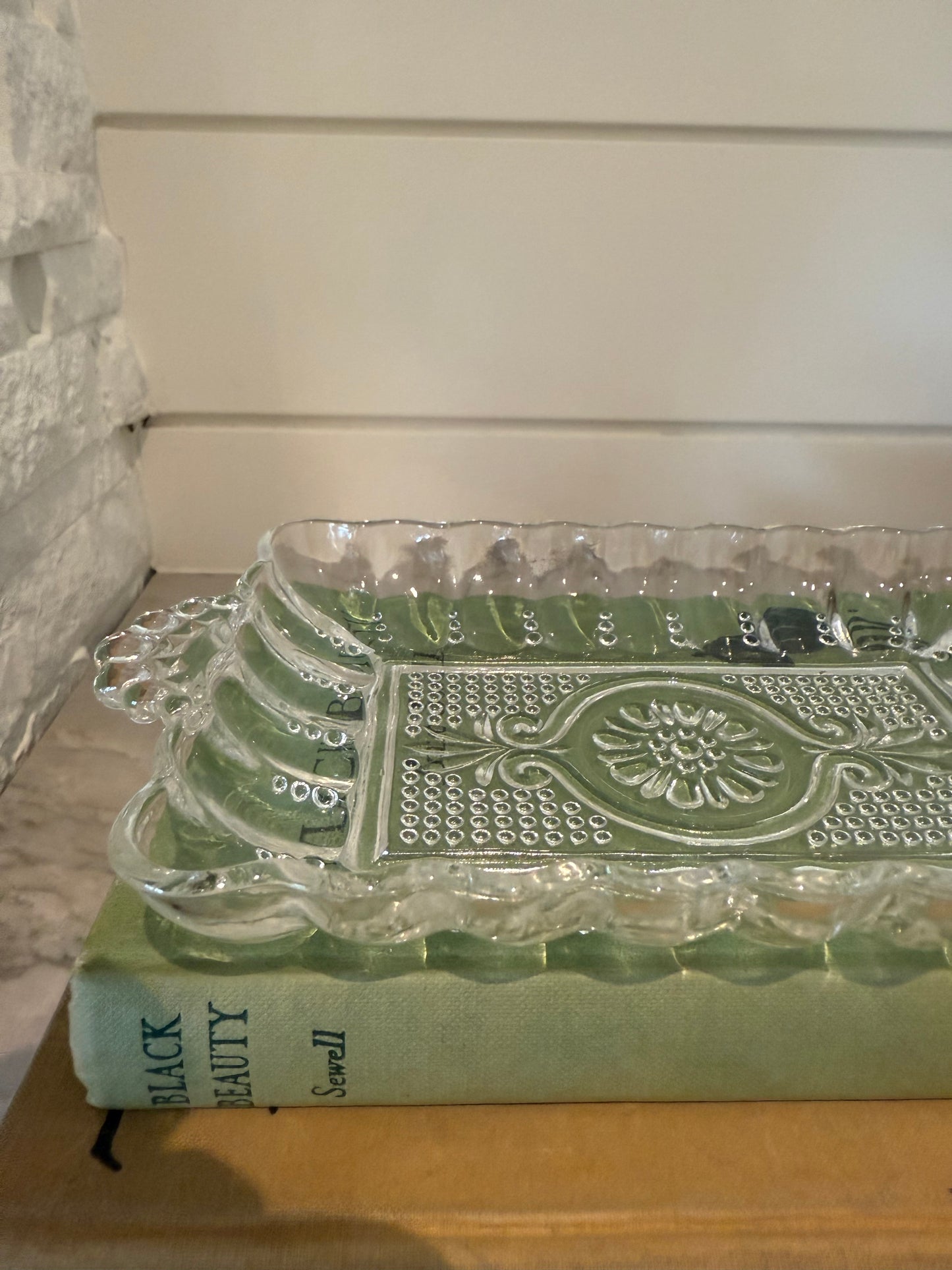 crystal display trays