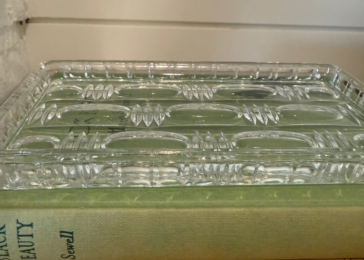 crystal display trays