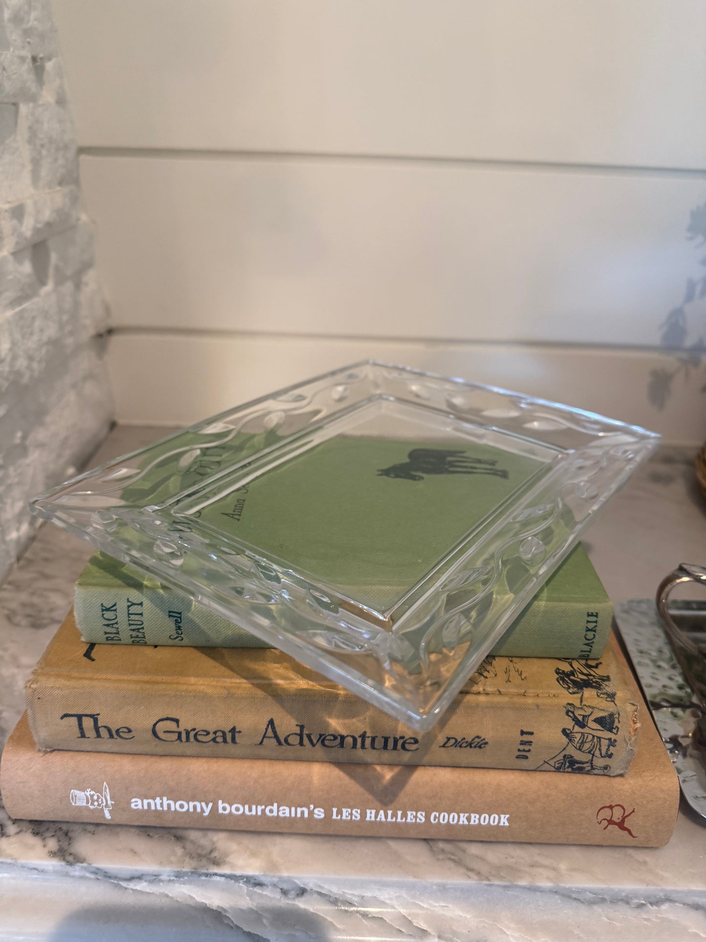 crystal display trays