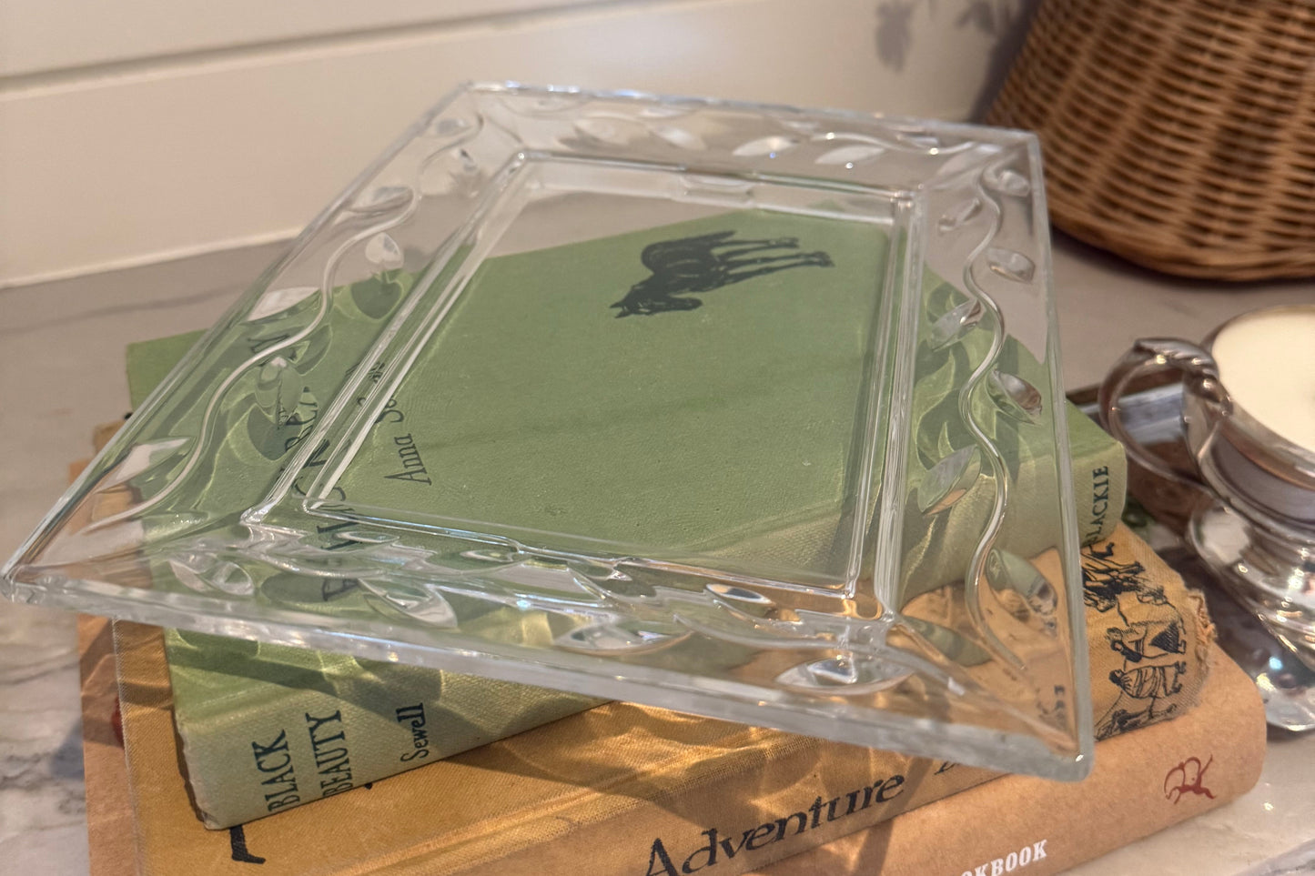 crystal display trays