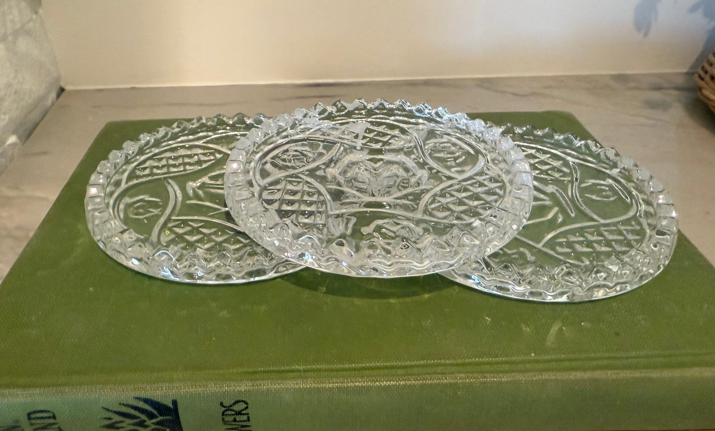 crystal display trays