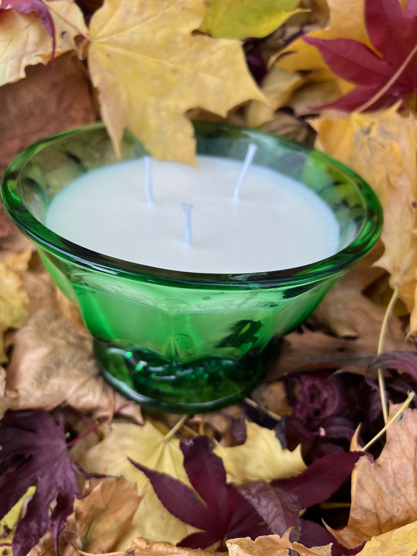 17 oz vintage uranium green glass triple wick candle