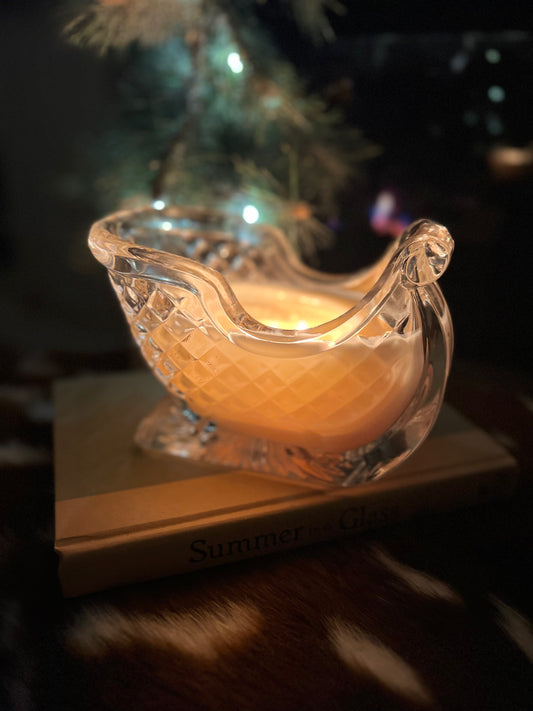 18 oz soy candle in a 1985 crystal sled