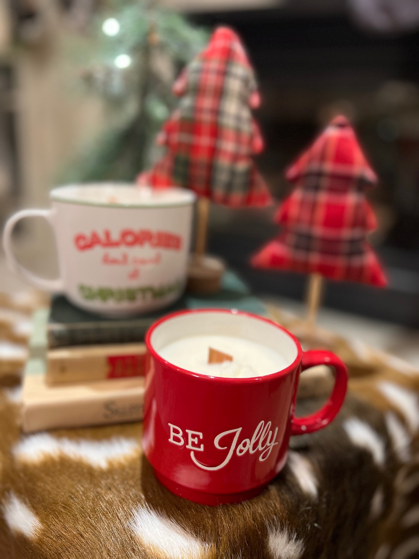 Festive Christmas candle mugs